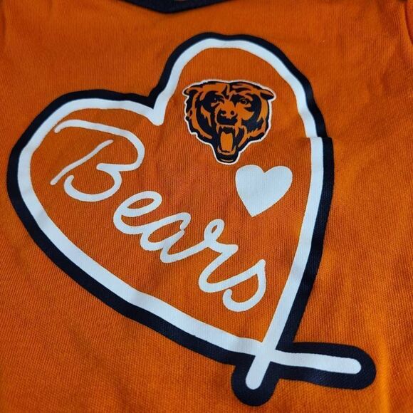 NFL Team Apparel Chicago Bears Bodysuite- Size 3/6 M - Picture 2 of 4